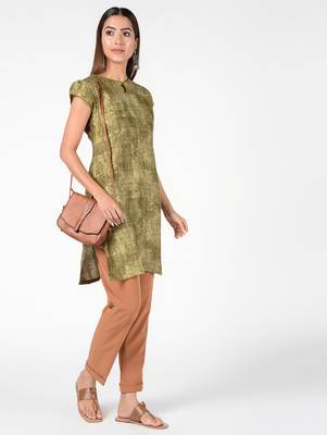 Green printed cotton poly short-kurtis 3