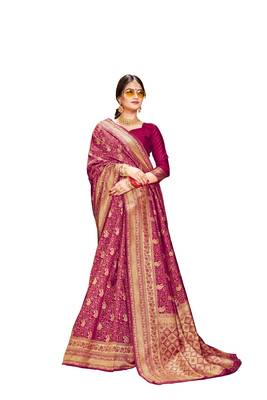 pink woven banarasi saree with blouse 1