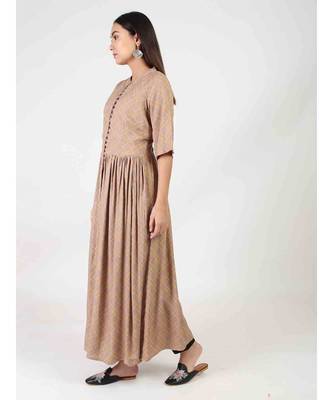 Brown Long Gown With Chinese Collar 3
