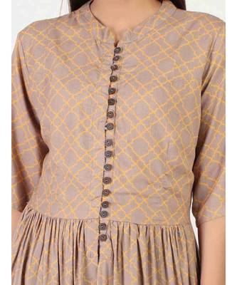 Brown Long Gown With Chinese Collar 4