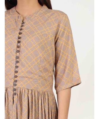 Brown Long Gown With Chinese Collar 5