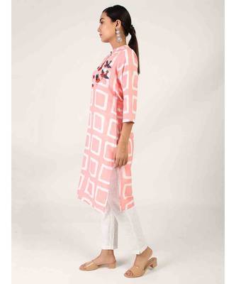Light Pink Straight Kurta With Side Slit 3