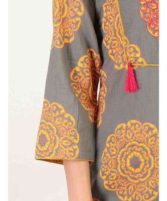 Grey Cotton Straight Kurta With Side Slit 5