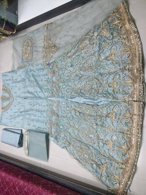 Blue embroidered santoon salwar 2