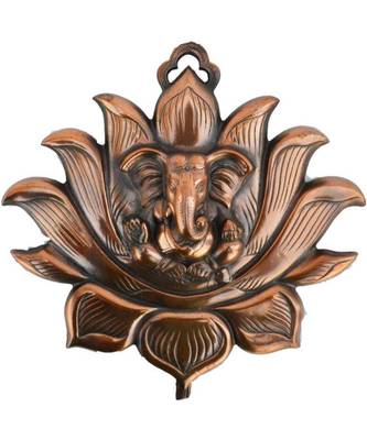 Matel Wall Hanging Of Lord Ganesha On Lotus Showpiece 1