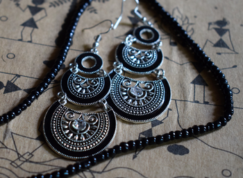 Party Wear Stylish Contemporary Fancy Latest Stylish AD Stone Black Dangler For Girls And Women 2