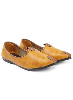  Casual Ethnic Tan Juttis Shoes For Men 1