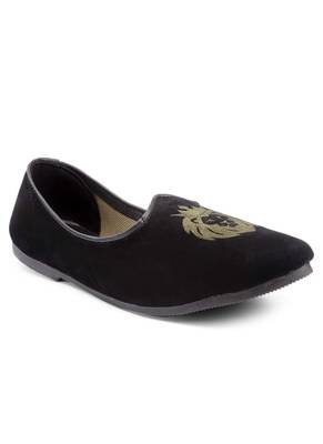  Casual Ethnic Black Juttis Shoes For Men 2