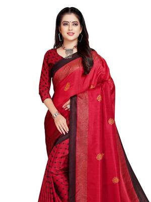 Red printed shimmer saree with blouse 2