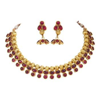 Gold necklaces 2