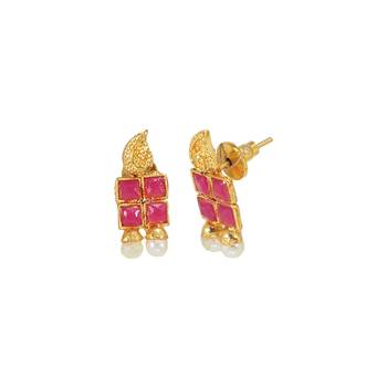 Gold necklaces 3