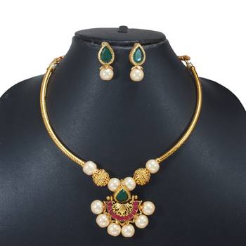 Gold necklaces 1