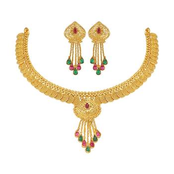 Gold necklaces 3