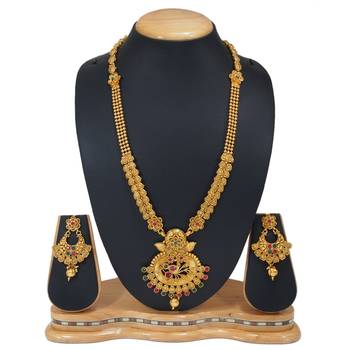 Gold necklaces 1