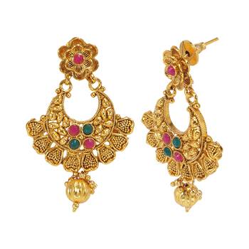 Gold necklaces 3