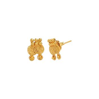 Gold necklaces 2