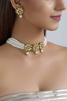 White Chokers 2