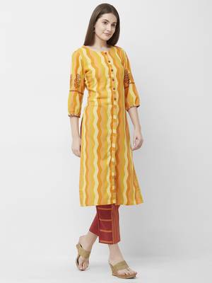 Women's Orange Cotton Printed Kurta-Pant Set 4
