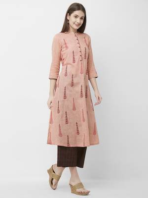Women's Pink Embroidered Cotton Kurta Palazzo Set 4