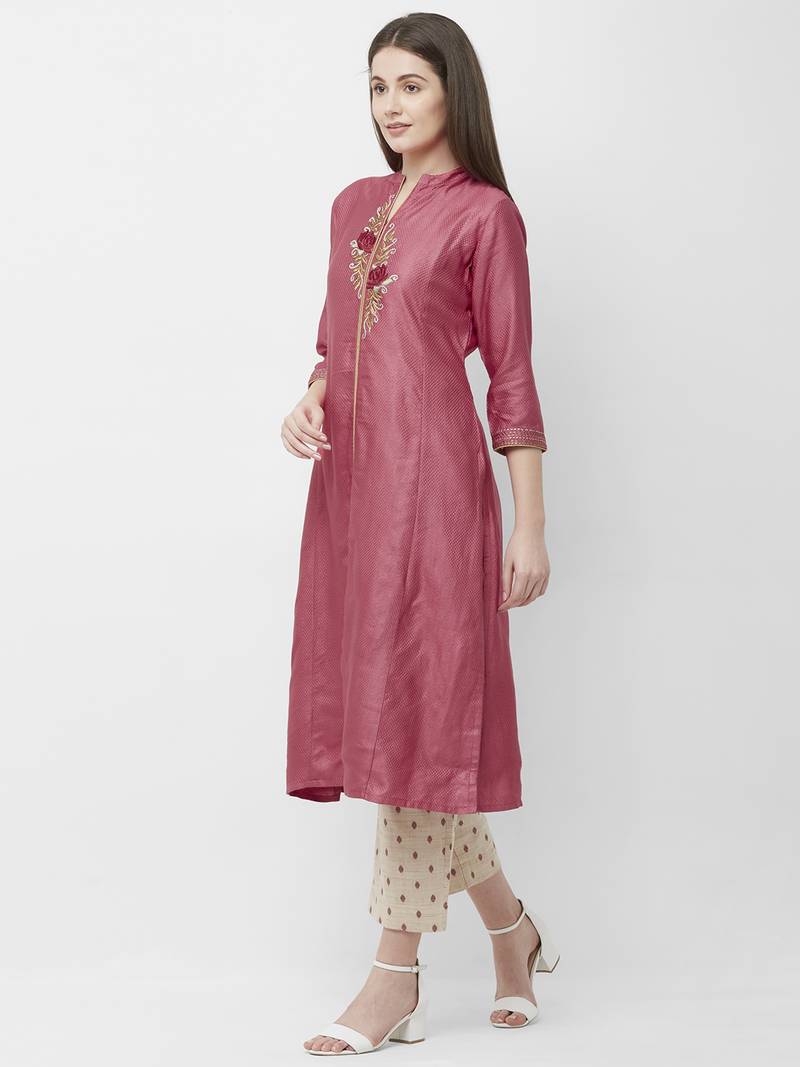 CELEBRATION Women's Embroidered Peach Jacquard Kurta Pant Set DISHA