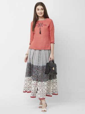 Women's Pink Embroidered Cottton Top Skirt Set 1