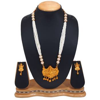 White necklace-sets 1