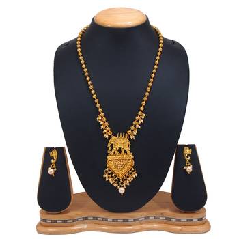 Gold necklace-sets 1