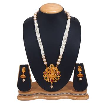 White necklace-sets 1