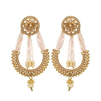 Gold earrings 1