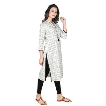 Women   s off white Cotton Printed Straight Kurti with Tassels 2