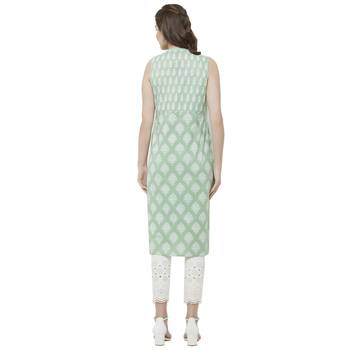 Green embroidered cotton kurtas-and-kurtis 3