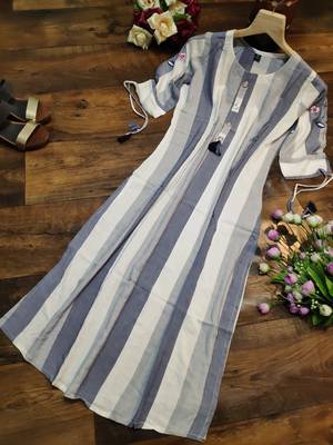 Light-blue embroidered rayon long-kurtis 5