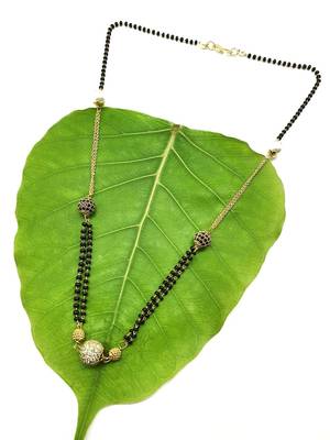 Stone Studded White Pearl Double Layer Black Bead Single Chain Short Mangalsutra Designs Latest 1