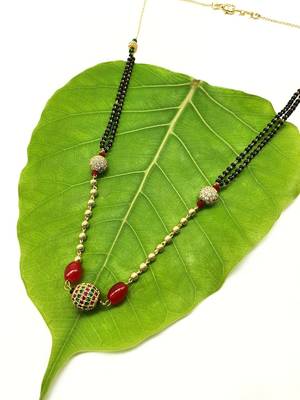 Pink Stone Round Beads Studded Golden Mani Single Line Chain Black Bead Double Layer Short Mangalsutra Designs Latest 2