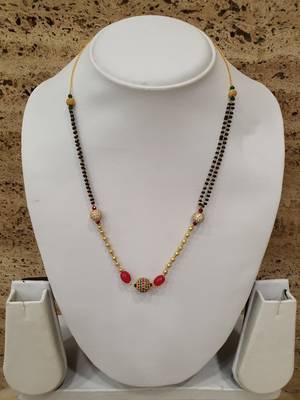 Pink Stone Round Beads Studded Golden Mani Single Line Chain Black Bead Double Layer Short Mangalsutra Designs Latest 4