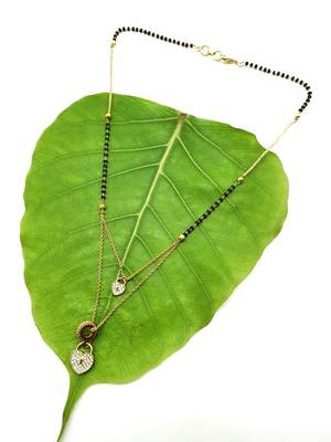 2 Heart Locket Stone Multi Strand Double Chain Black Beads Single Line Layer Short Mangalsutra Designs Latest 2