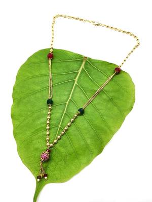 Multicolor Round Mani Latkan Green Red Stone Golden Beads Double Line Layer Chain Short Mangalsutra Designs Latest 2