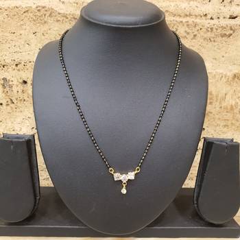 Golden 3 Big American Diamond Pendant Latkan Black Bead Single Line Layer Short Mangalsutra Designs Latest Chain 2