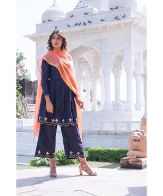 Midnight Blush Gota Cutwork Set 4