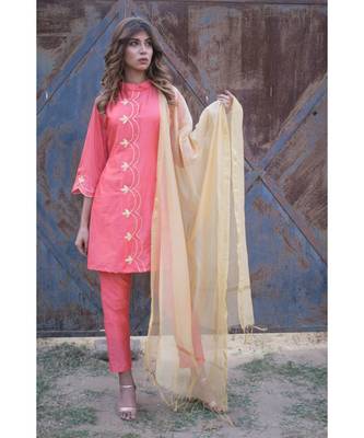Peach Gota Cutwork Set 1