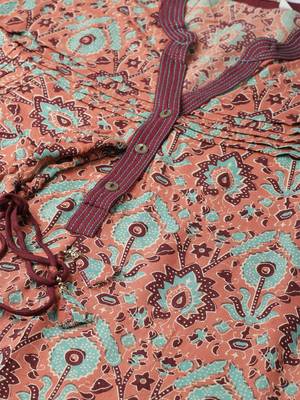 Maroon plain viscose rayon kurtas-and-kurtis 2