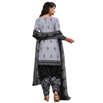Green printed crepe salwar 2