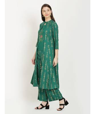 Green embroidered Top With Palazzo With Shrug 4
