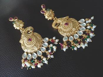 Gold earrings 2