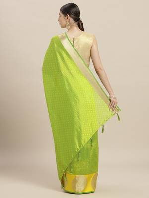 Green printed linen saree with blouse 2