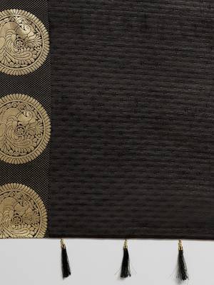 Black printed linen saree with blouse 4