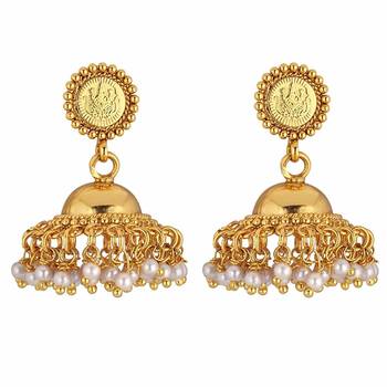 Temple Jewellery Laxmi Pendant Necklace Set With Earrings For Women 4
