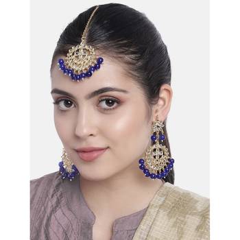 Traditional Pearl And Blue Kundan Maang Tikka With Earring Set For Women 1