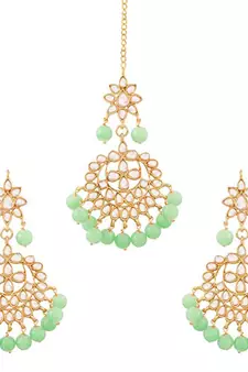 Traditional Kundan Pearl Earrings & Maang Tikka For Women