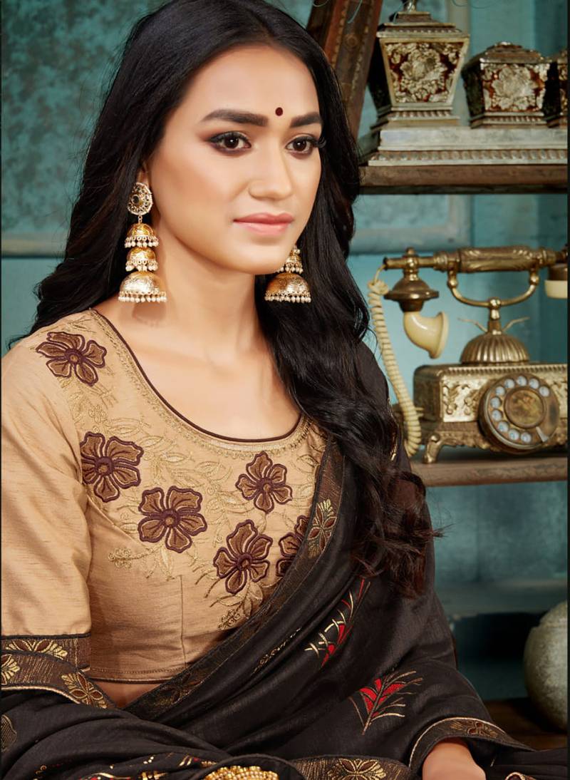 Women's Cotton Silk Brown Printed Designer Saree With Blouse Piece
